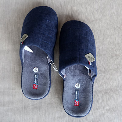 Chinelo-de-Quarto-para-Homem-em-Azul