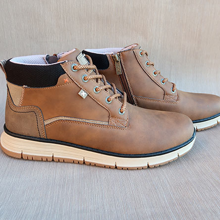 Botas de hombre con cordones y cremallera