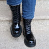 Bota-Rasa-Mulher-em-Verniz-Preto