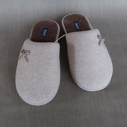 Chinelo-Quarto-de-Senhora-Confortável