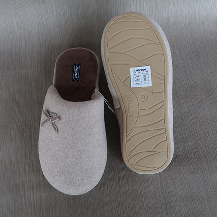 Chinelo-de-Senhora-para-Uso-Interior