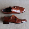 Zapato-monk-strap-para-hombre-en-marrón