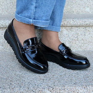 Sapato-Loafer-de-Mulher-em-Verniz-Preto