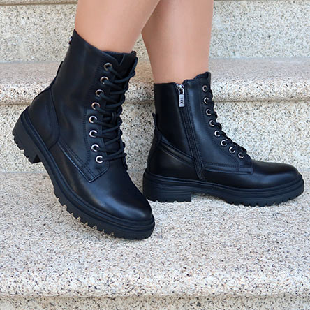 Bota-Militar-Feminina-em-Preto