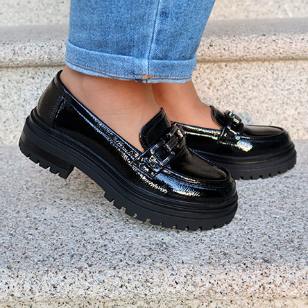 Sapato-Raso-de-Mulher-em-Preto