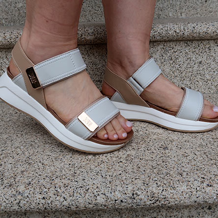 Sandalia beige para mujer Xti