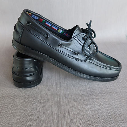 Sapato-de-Vela-Preto-em-Pele