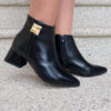 Bota-para-Mulher-com-Salto-Baixo-de-Cano-Curto Bota-para-Mulher-com-Salto-Baixo-de-Cano-Curto